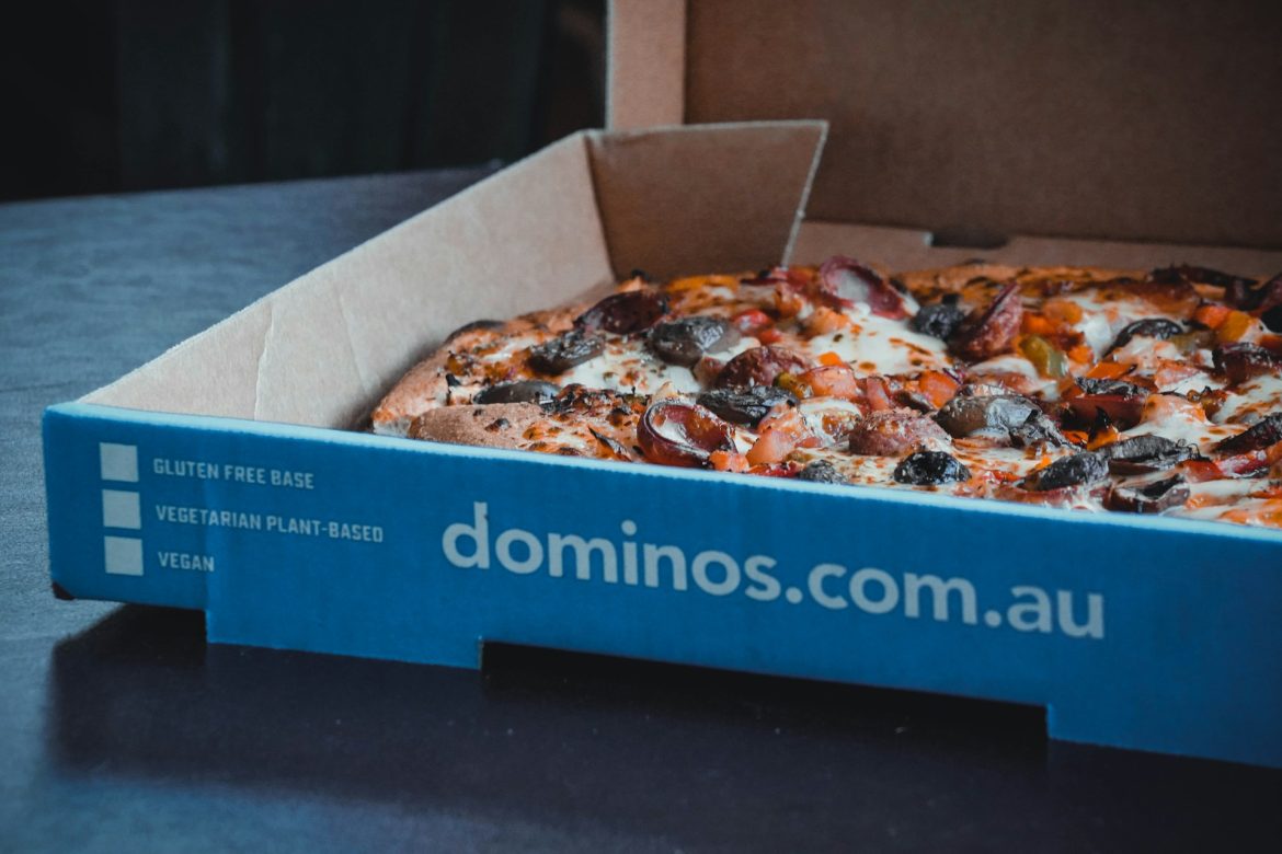 Domino’s Pizza aposta em borda recheada para impulsionar vendas